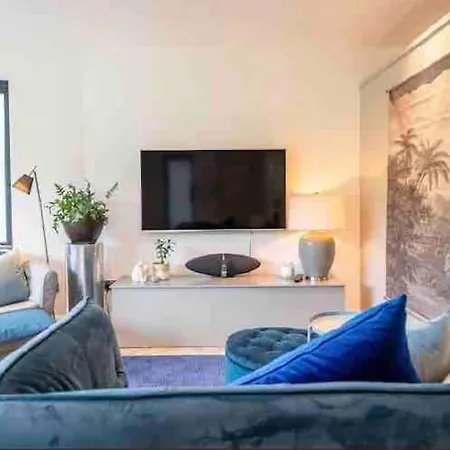 公寓 Beautiful Garden With Private Patio And Garden View